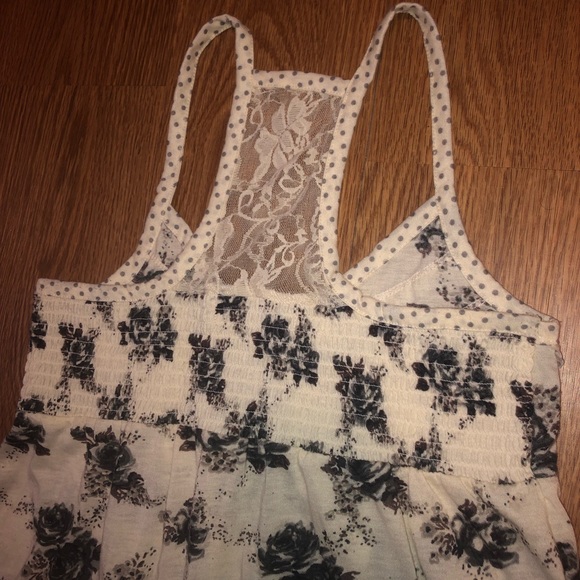 Decree tank top - Picture 3 of 4